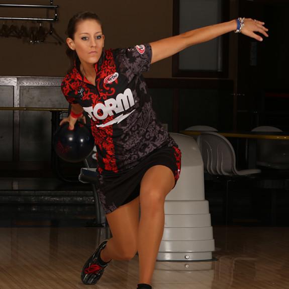 McEwan Danielle 15PWBA action1.jpg