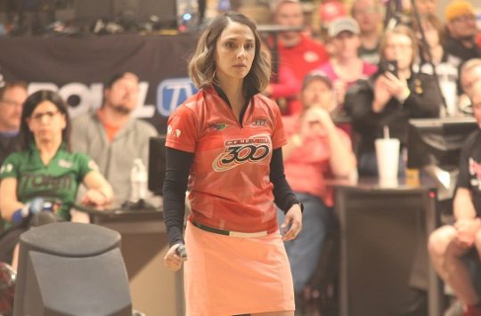 Sandra Gongora, Liz Johnson Making Statements in PWBA Pepsi Classic