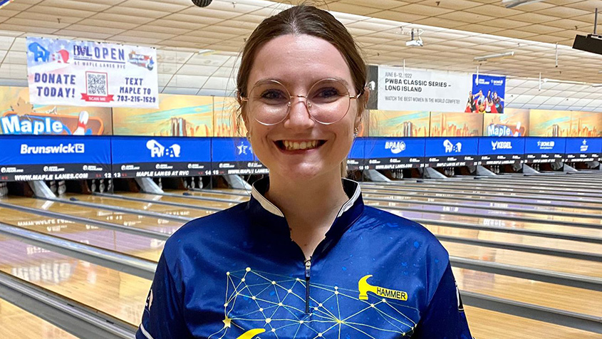 Brummett leads after first day of 2022 PWBA Long Island Classic