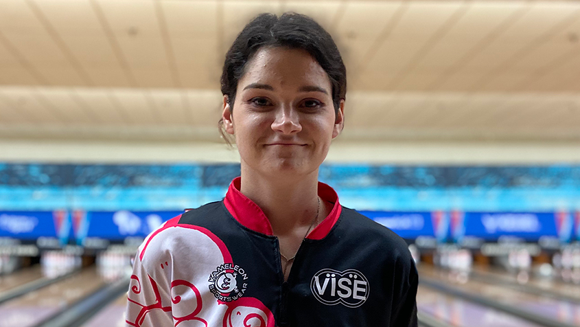 Defending champion Kovalova leads opening rounds at 2021 PWBA Louisville Open