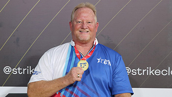 Eddy Hutchens singles gold 2021 Para Bowling World Championships