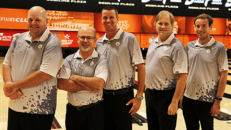 Big finish helps Florida team into lead at 2021 USBC Open Championships