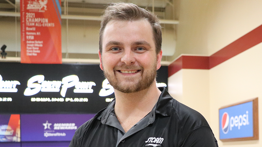 Kentucky bowler connects for 300 at 2022 USBC Open Championships