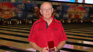 Texas bowler joins 50-Year Club at 2015 USBC Open