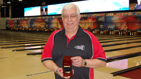 Wisconsin bowler reaches two milestones at 2015 USBC Open