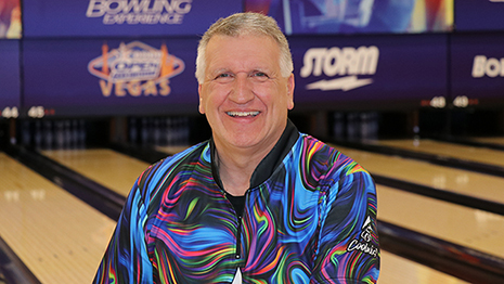 Perfect game and new leaders highlight busy bowling weekend in Las Vegas