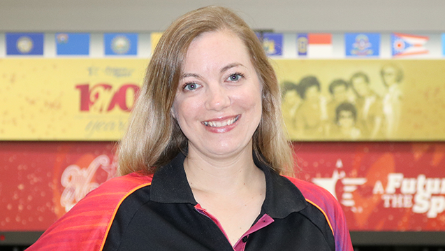 Arizona bowler rolls 798 series on way to leads at 2019 Women&amp;amp;#39;s Championships